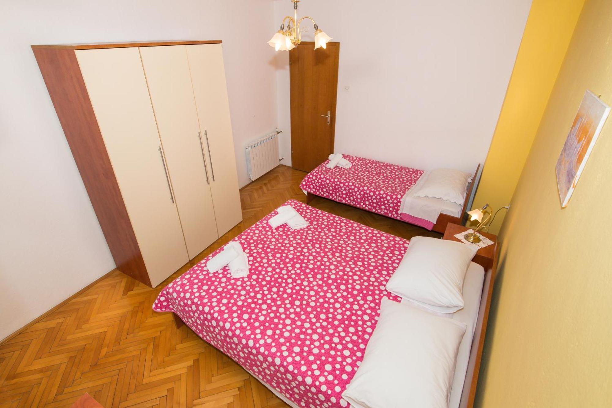 Apartments Marieta Makarska Chambre photo