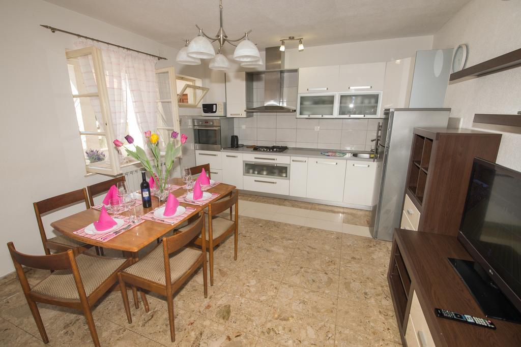 Apartments Marieta Makarska Extérieur photo