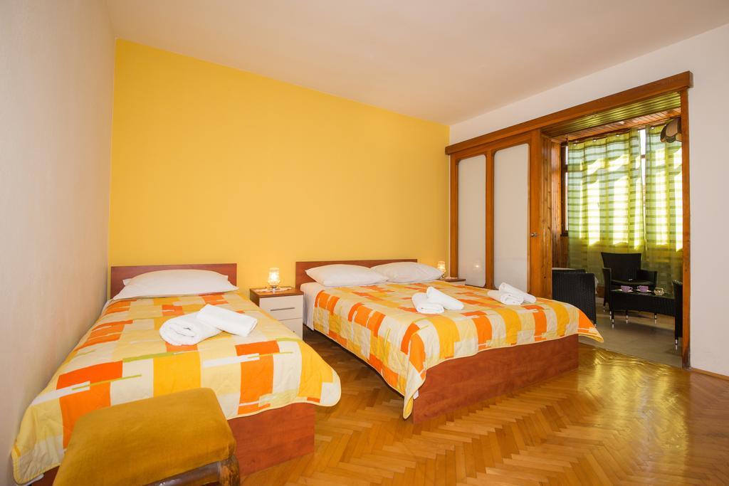 Apartments Marieta Makarska Extérieur photo
